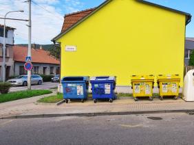 Rozšíření kontejnerového stání na tříděný odpad u pošty (2022)