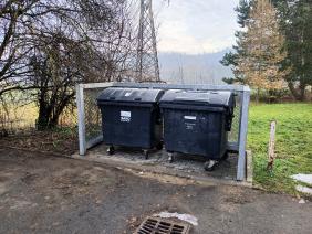 Kontejnerové stání na směsný odpad na ul. Řezáčova 62 (2022/23)
