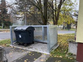 Kontejnerové stání na směsný odpad na ul. Absolonova 91  (2024/2025)